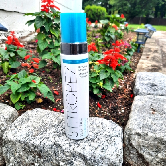 ST.TROPEZ Self Tan Classic Bronzing Mousse - Picture 6 of 7